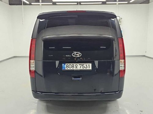 Hyundai Staria 2WD Diesel Cargo Modern 5-Seater photo 3