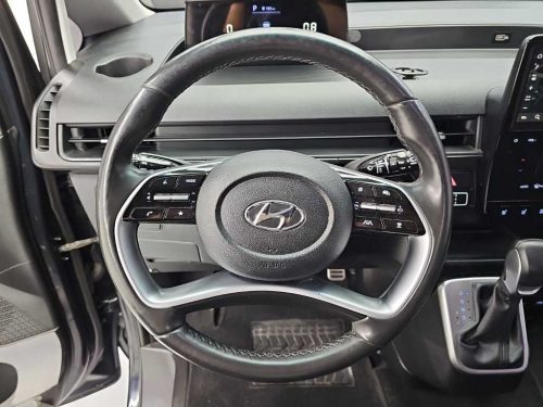 Hyundai Staria 2WD Diesel Cargo Modern 5-Seater photo 9