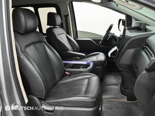 Hyundai Staria 4WD Diesel Lounge Prestige 9-Seater photo 10