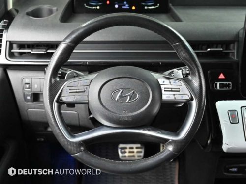 Hyundai Staria 4WD Diesel Lounge Prestige 9-Seater photo 13
