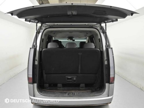 Hyundai Staria 4WD Diesel Lounge Prestige 9-Seater photo 19