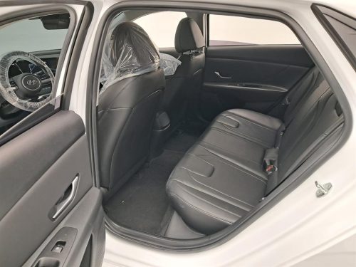 Hyundai Avante (CN7) 1.6 Modern photo 12
