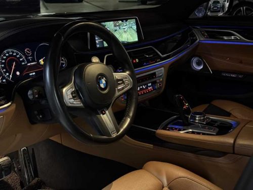BMW 7시리즈 (G11) M760Li xDrive 사진 6