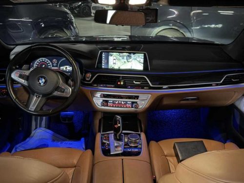 BMW 7시리즈 (G11) M760Li xDrive 사진 8