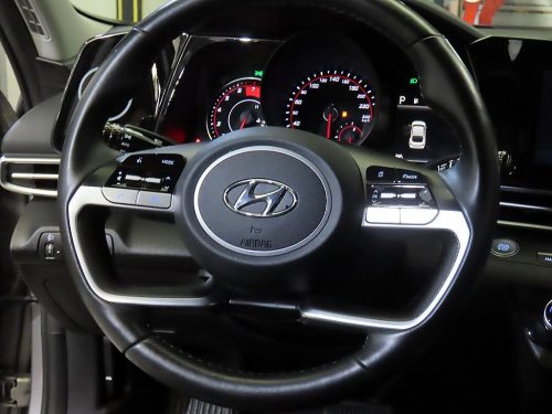 Hyundai Avante (CN7) 1.6 Modern photo 8