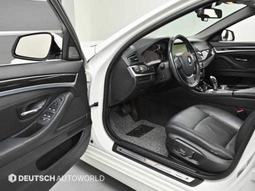 BMW 5시리즈 (F10) 520d 사진 11