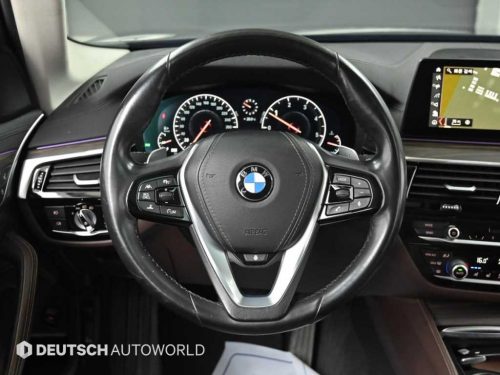 BMW 5시리즈 (G30) 520d M 스포츠 플러스 사진 13