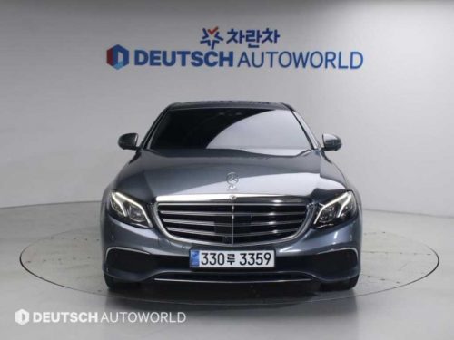 벤츠 E-클래스 W213 E300 4MATIC 익스클루시브