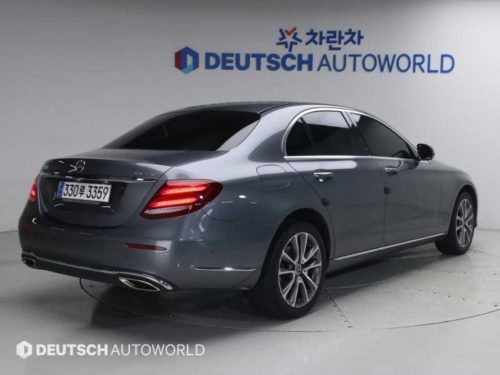 벤츠 E-클래스 W213 E300 4MATIC 익스클루시브 사진 모두보기