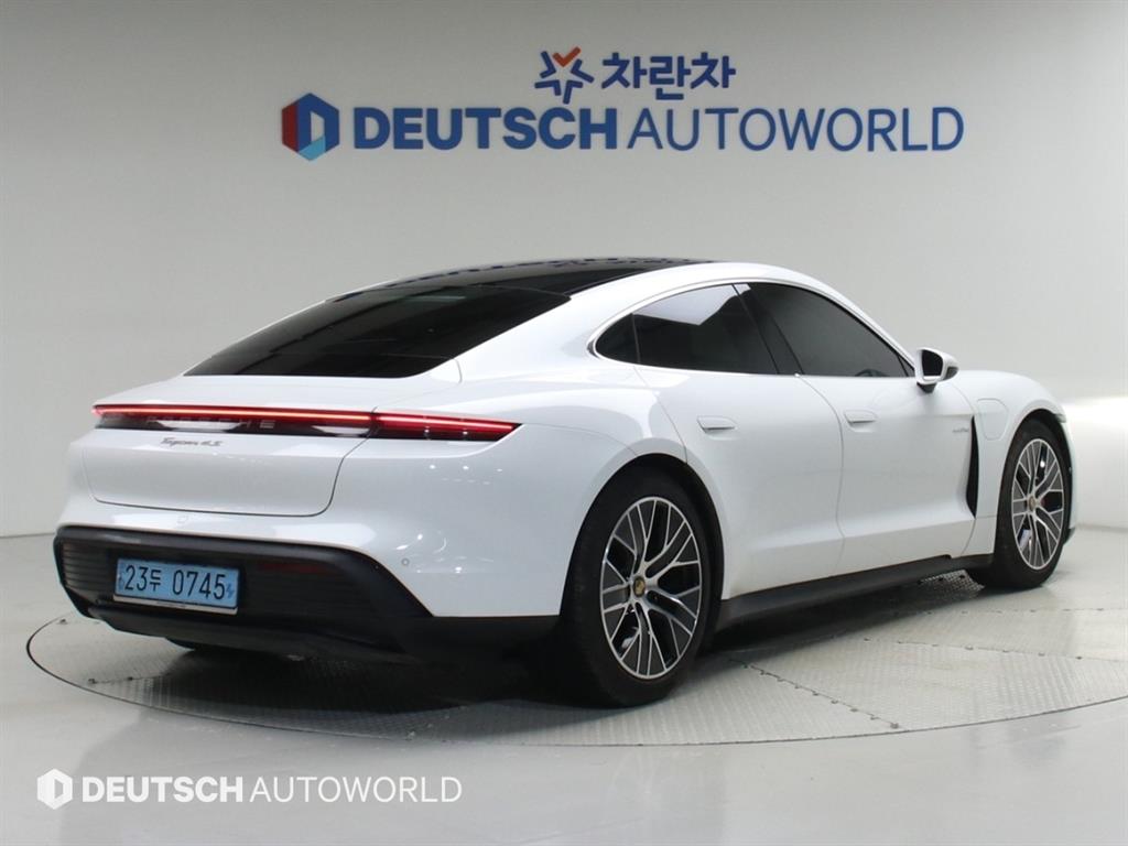 차량사진 2