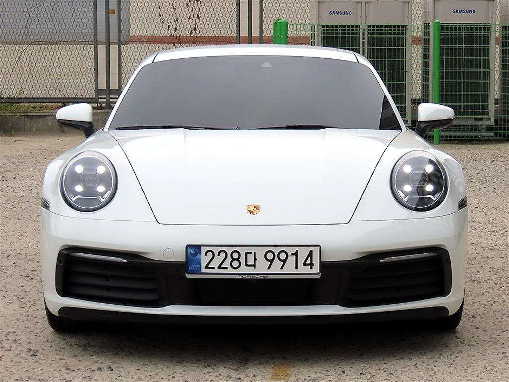 포르쉐 911(992) 카레라