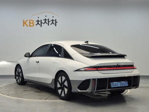Hyundai Ioniq 6 Long Range Exclusive photo 2