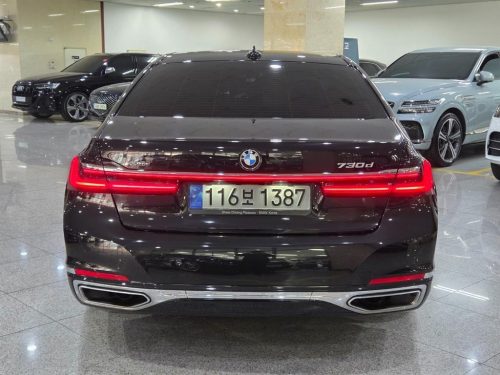 BMW 7시리즈 (G11) 730d xDrive 디자인 퓨어 엑설런스 사진 모두보기