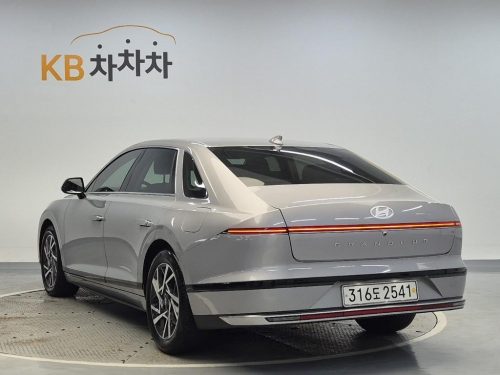 Hyundai Grandeur (GN7) LPG 3.5 2WD (Taxi) Deluxe photo 2