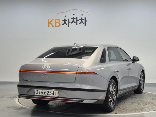 Hyundai Grandeur (GN7) LPG 3.5 2WD (Taxi) Deluxe photo 3