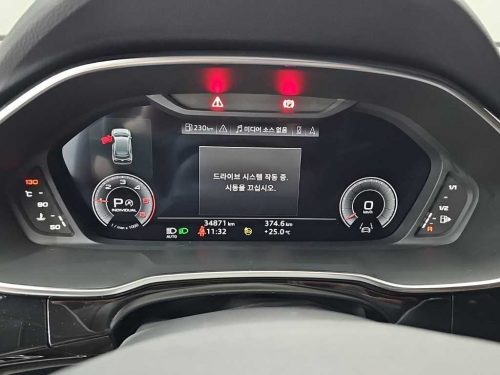 아우디 Q3 (F3) 35 TDI 콰트로 프리미엄 사진 6