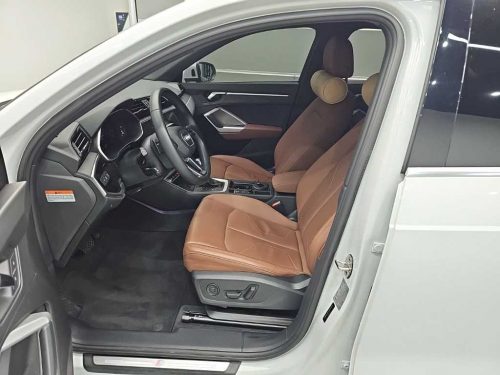 아우디 Q3 (F3) 35 TDI 콰트로 프리미엄 사진 11