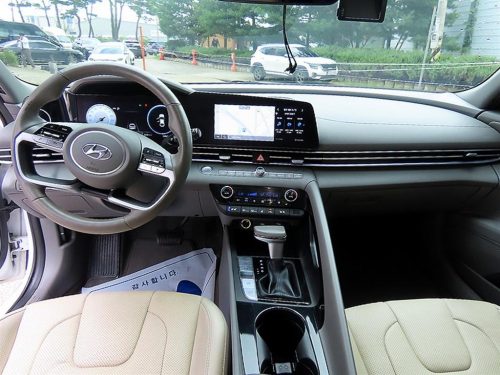 Hyundai Avante Hybrid (CN7) Inspiration View All Photos