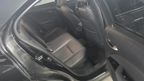 렉서스 UX 250h 2.0 F 스포츠 2WD 사진 모두보기