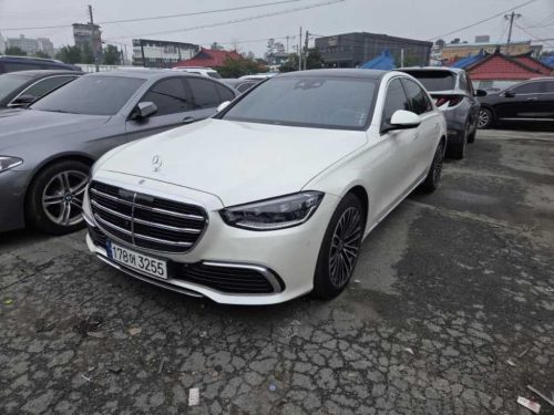 벤츠 S클래스-W223 S350 d 사진 2