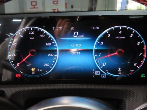 벤츠 A클래스 W177 A220 세단 사진 5