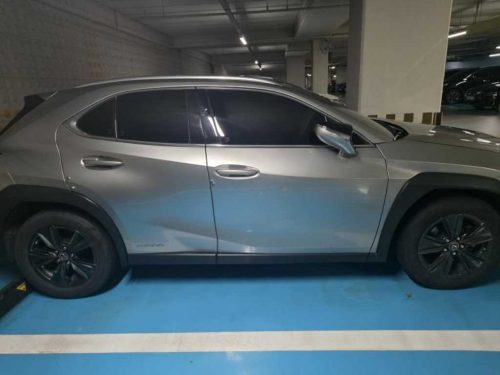 렉서스 UX 250h 2.0 2WD 사진 3