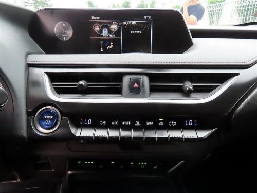 렉서스 UX 250h 2.0 2WD 사진 13