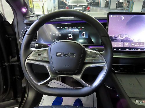 BYD 씨라이언 7 베이스 사진 8