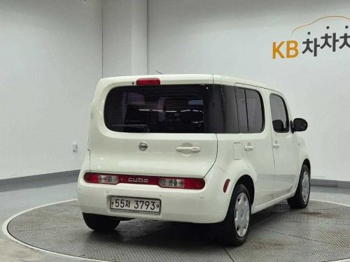 닛산 큐브 1.8 S 사진 3