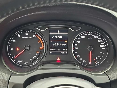 아우디 뉴 A3 40 TFSI 사진 6