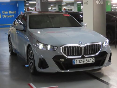 BMW 5시리즈 (G60) 520i 사진 2