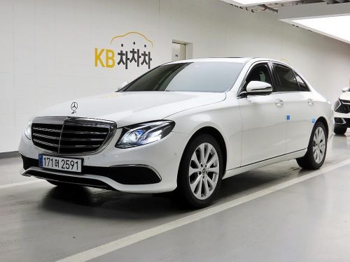 벤츠 E-클래스 W213 E220d 익스클루시브 사진 2