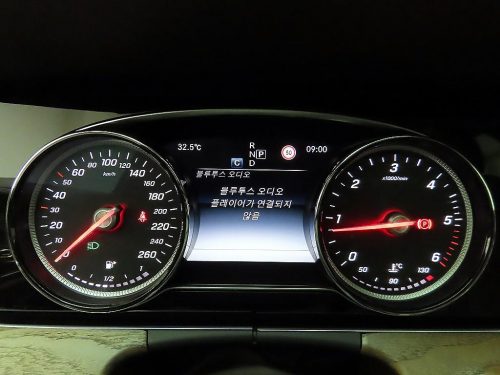벤츠 E-클래스 W213 E220d 익스클루시브 사진 6
