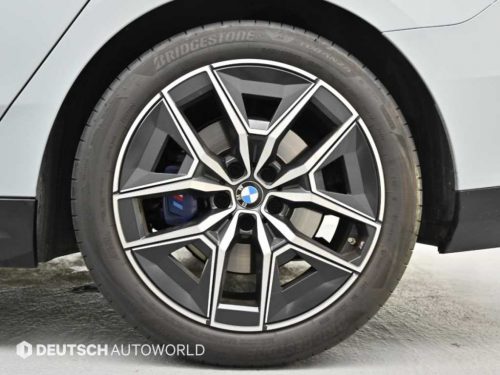 BMW 5시리즈 (G60) 520i 사진 5