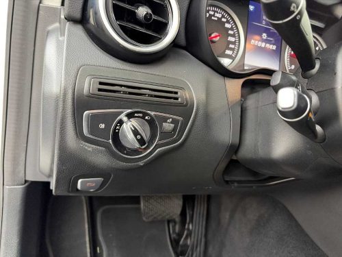 벤츠 C클래스 W205 C200 d 사진 18