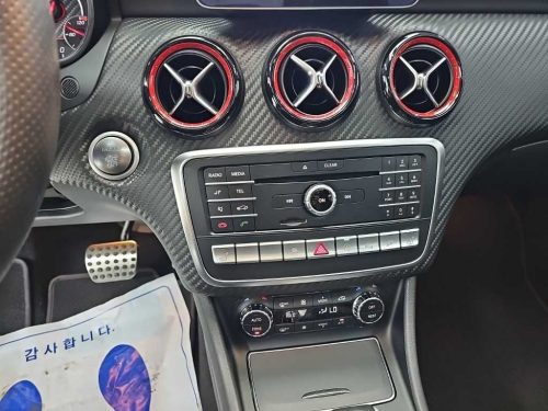 벤츠 A클래스 W176 A45 AMG 4MATIC 사진 11
