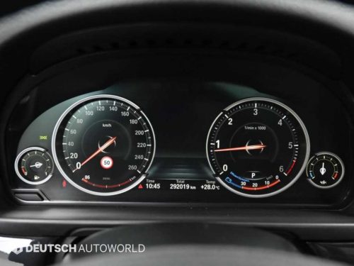 BMW 5시리즈 (F10) 520d xDrive 사진 8