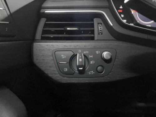 아우디 A4 (B9) 40 TFSI 사진 10