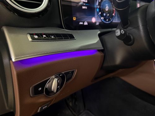 벤츠 E-클래스 W213 E300 4MATIC AMG LINE 사진 16