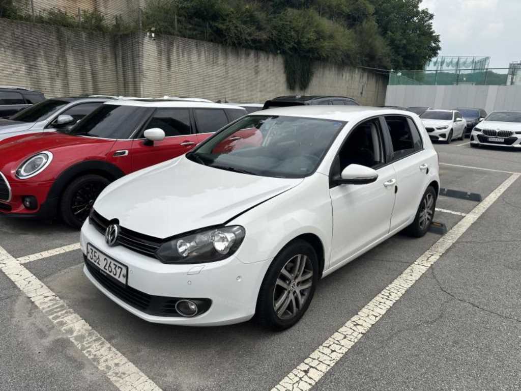 폭스바겐 골프 6세대 1.6 TDI 블루모션 사진 3