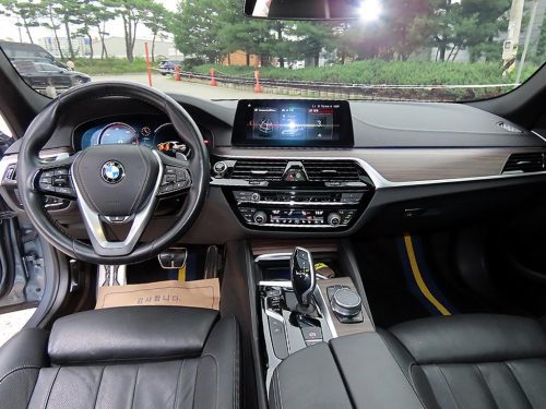 BMW 5시리즈 (G30) 520d xDrive M 스포츠 플러스 사진 모두보기