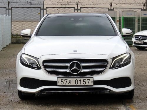 벤츠 E-클래스 W213 E300 4MATIC 아방가르드