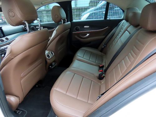 벤츠 E-클래스 W213 E300 4MATIC 아방가르드 사진 6