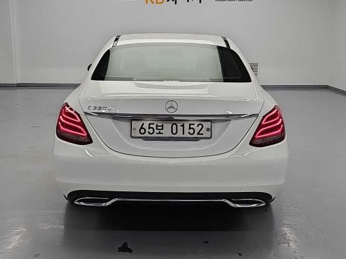벤츠 C클래스 W205 C220 d 아방가르드 사진 3