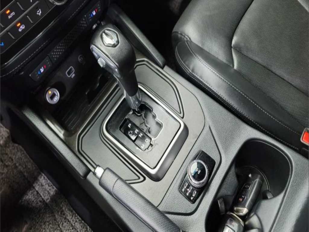 KG모빌리티(쌍용) 렉스턴 스포츠 4WD 디젤 2.2 사진 11