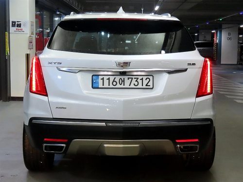 캐딜락 XT5 3.6 플래티넘 AWD 사진 5