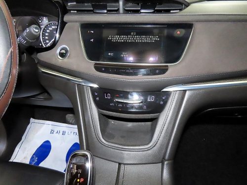캐딜락 XT5 3.6 플래티넘 AWD 사진 11