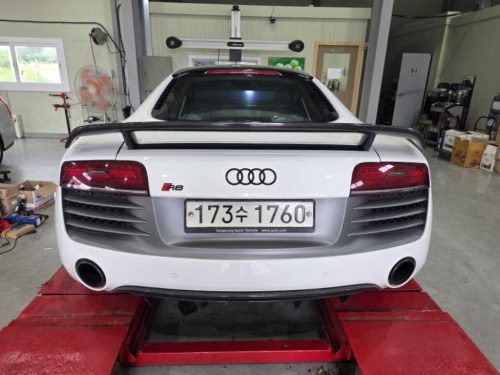 아우디 R8 5.2 V10 쿠페 사진 4