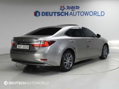 렉서스 뉴ES300h 슈프림 사진 2