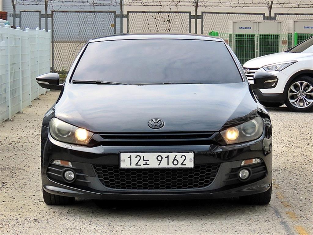 폭스바겐 시로코 2.0 TDI R-LINE